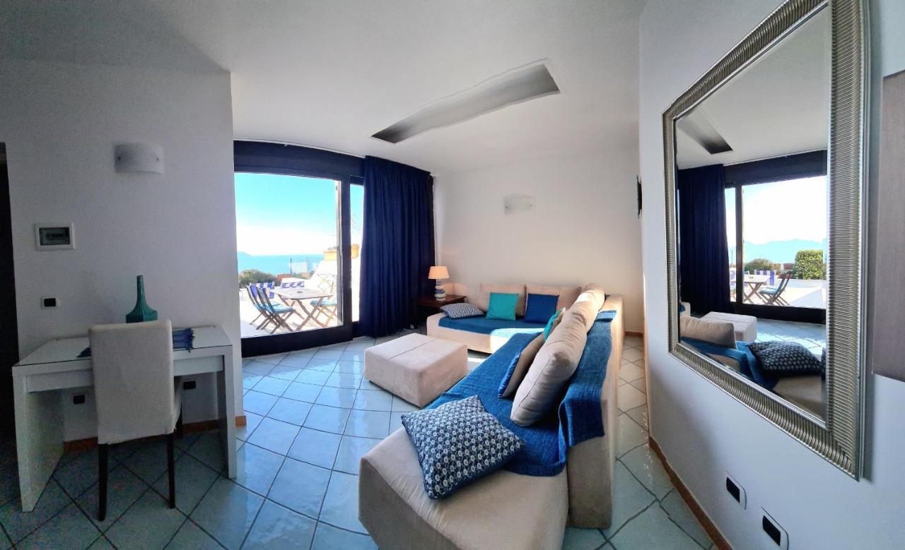 Quadruple Room with Sea View